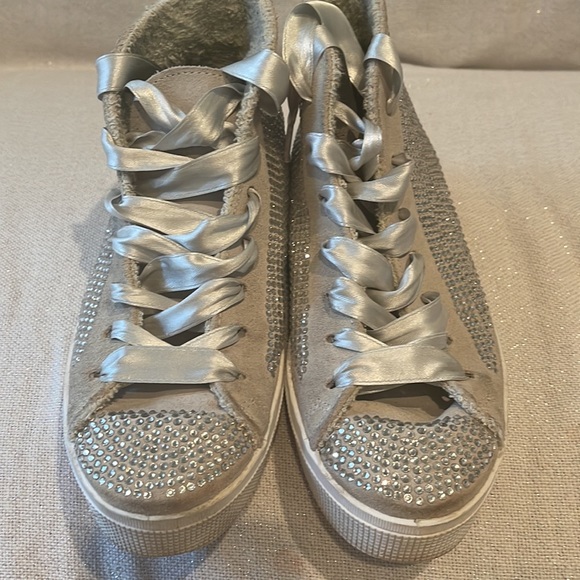 Luxury fashion light grey suede high tops encrusted in tiny crystals. size 37. - Picture 3 of 6